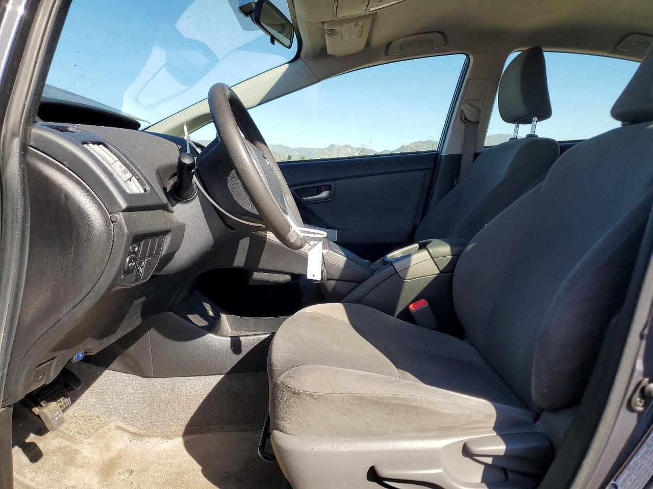 2012 TOYOTA PRIUS