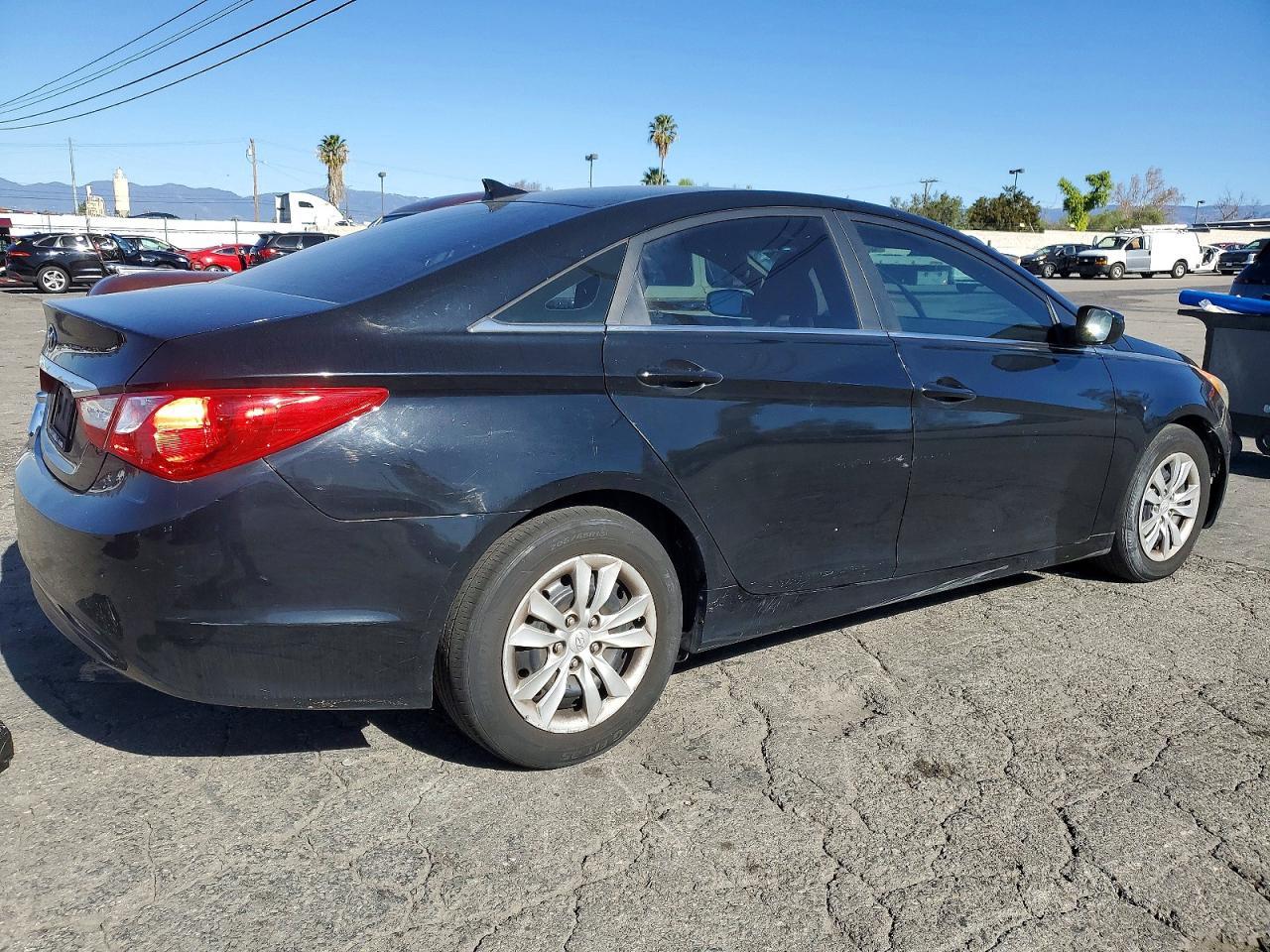 2012 HYUNDAI SONATA