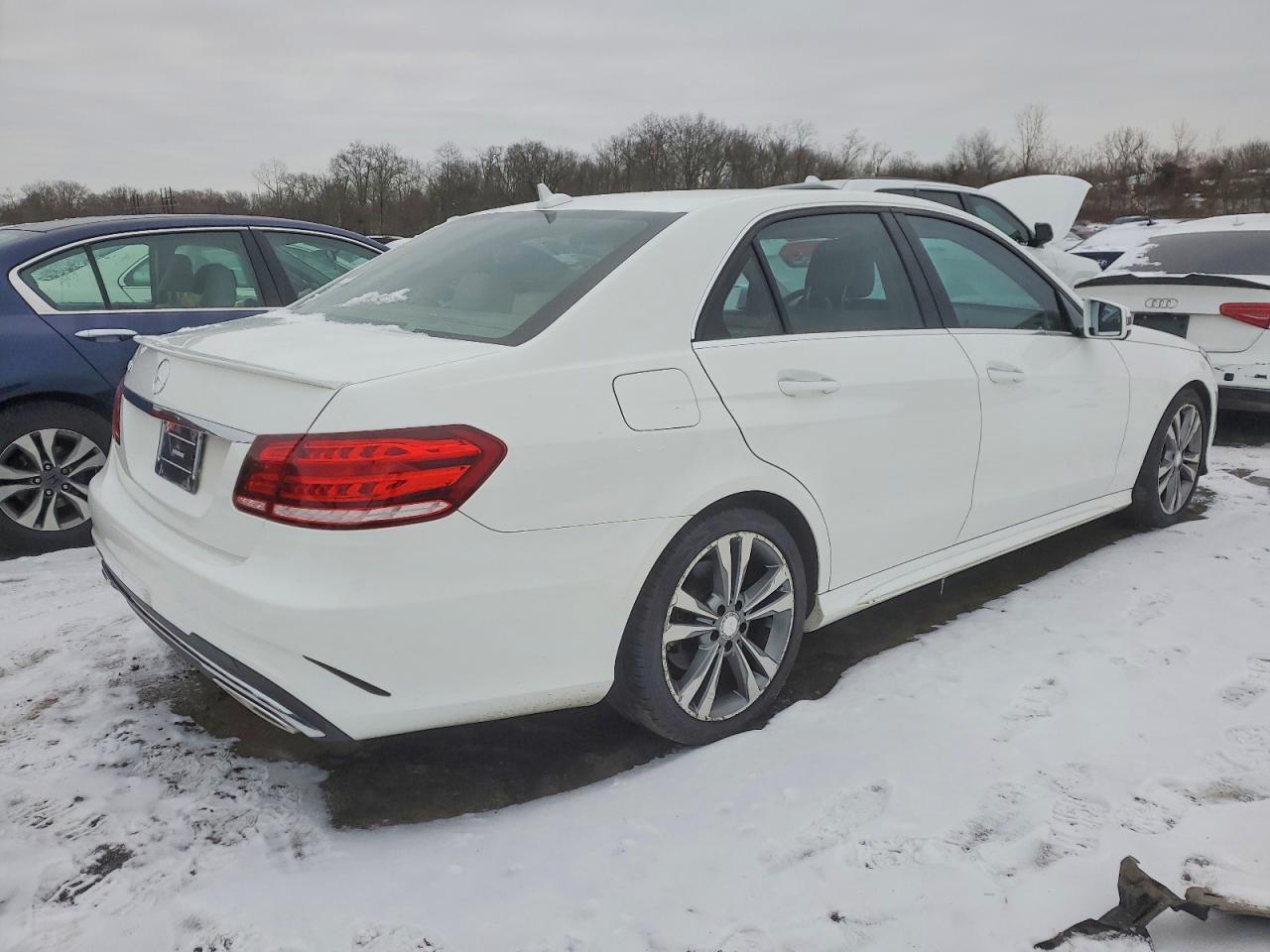 2016 MERCEDES-BENZ E-Class