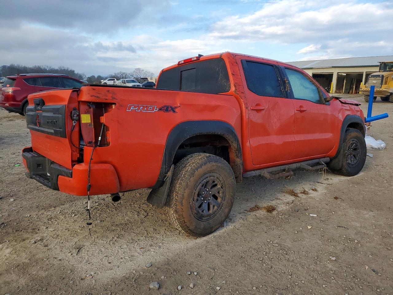 2025 NISSAN Frontier