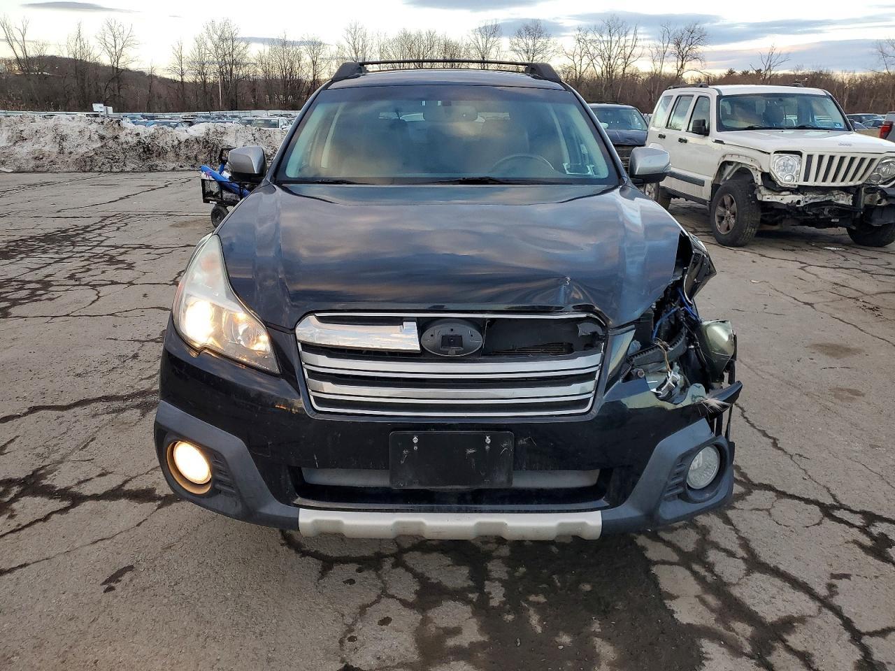 2013 SUBARU Outback
