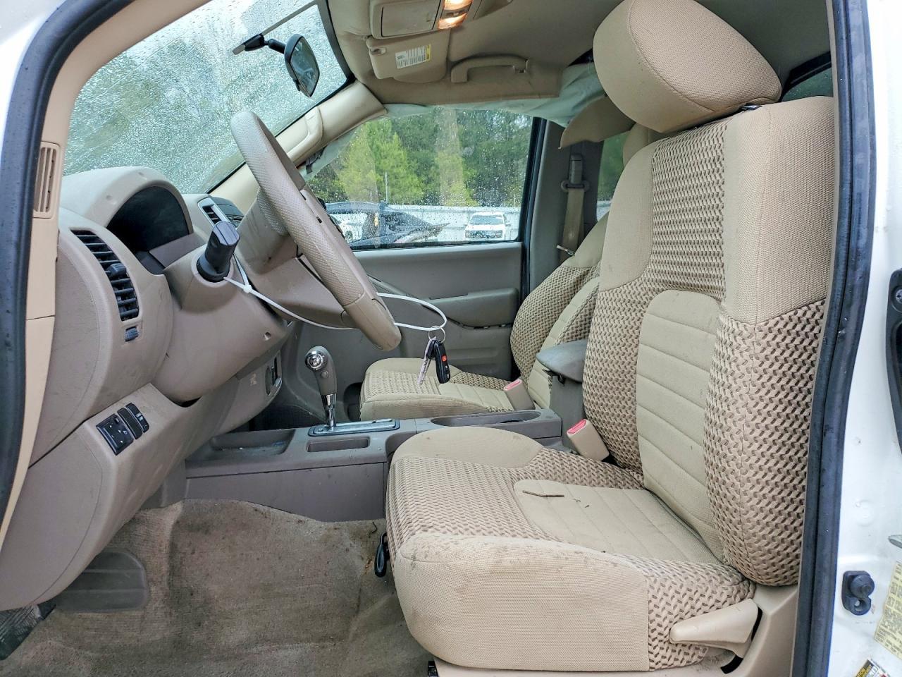 2017 NISSAN Frontier
