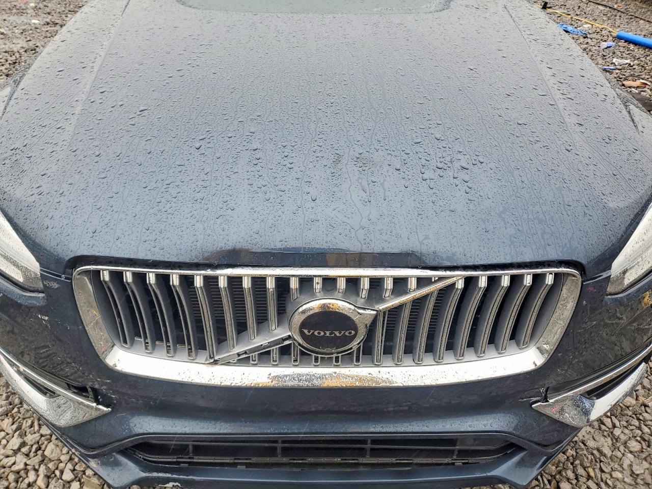2024 VOLVO XC90