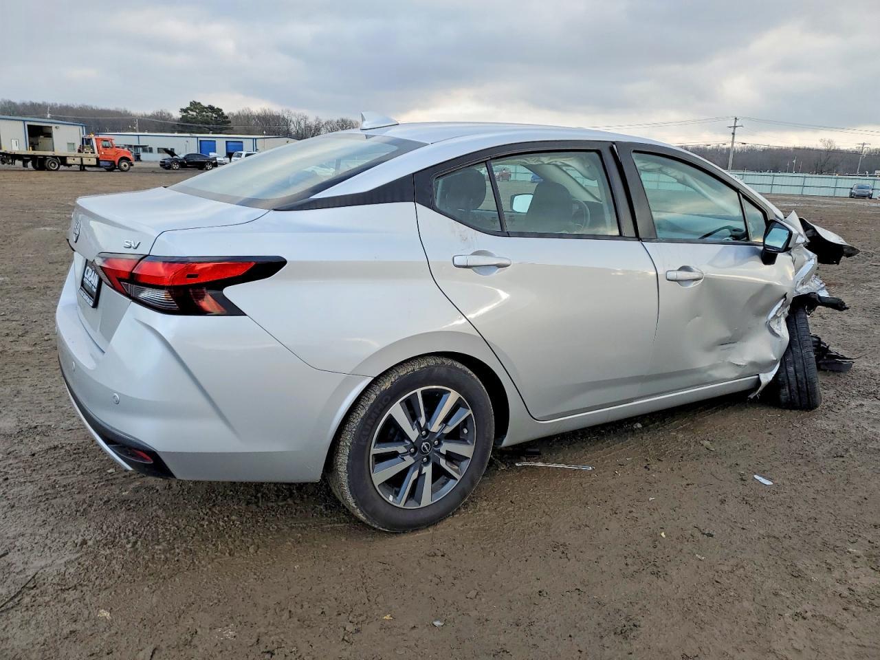 2023 NISSAN VERSA