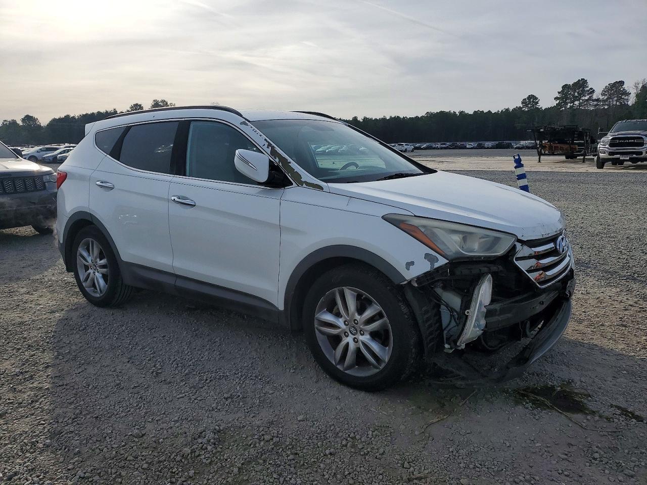 2013 HYUNDAI SANTA FE