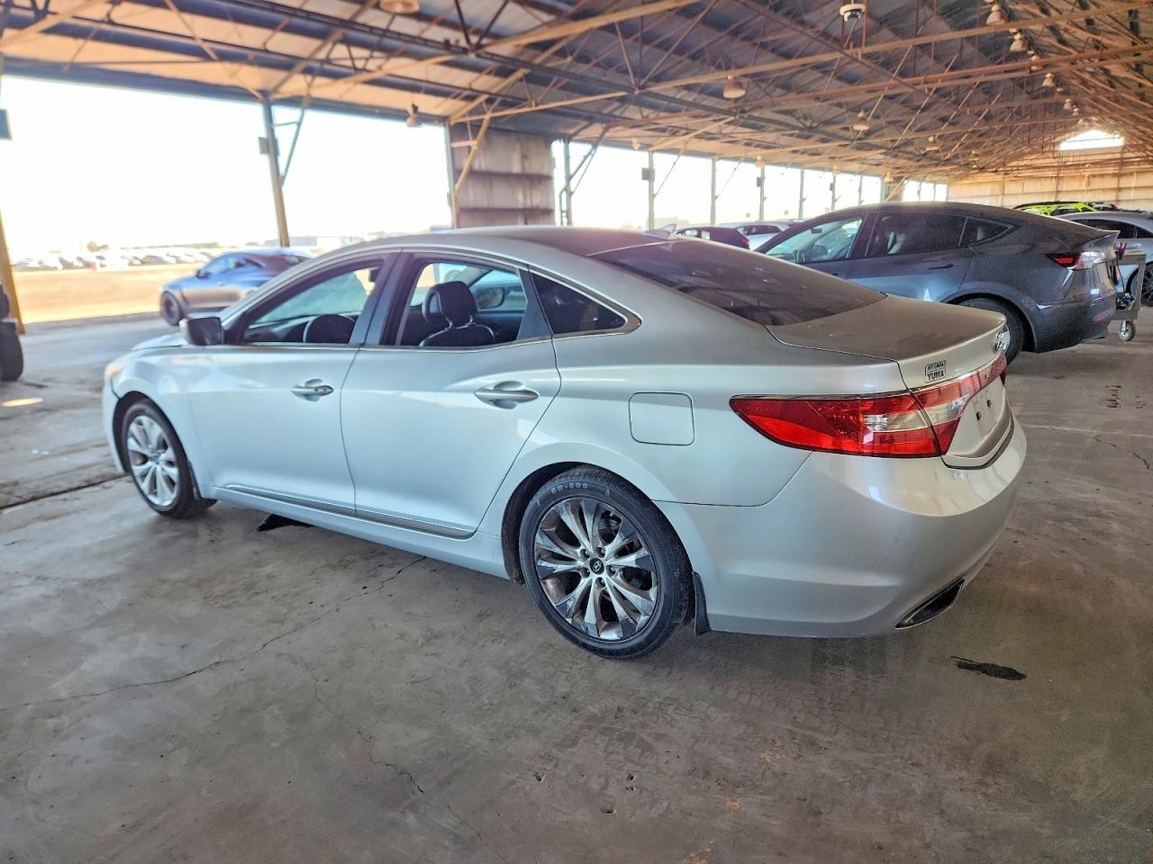 2013 HYUNDAI Azera
