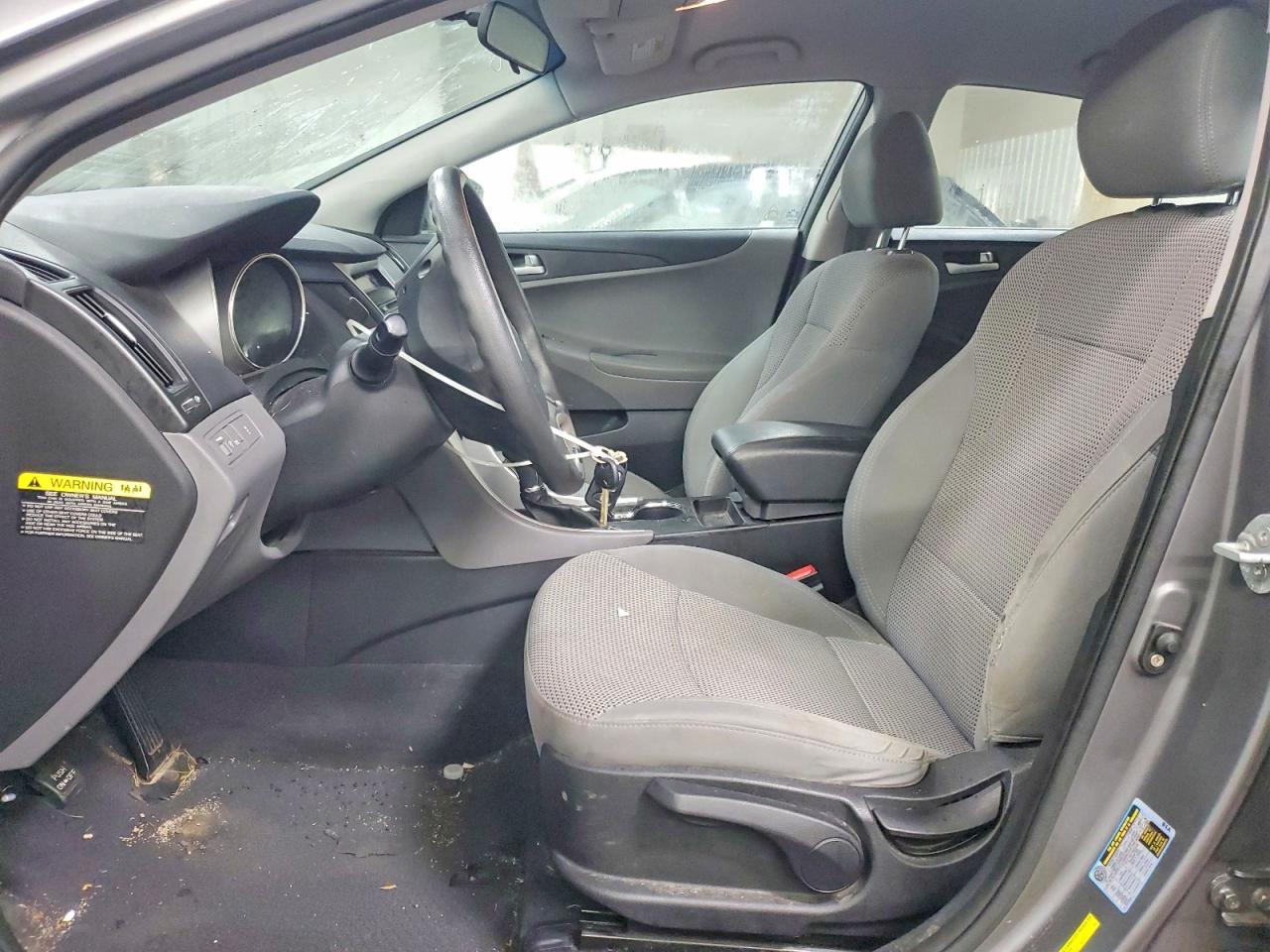 2011 HYUNDAI SONATA