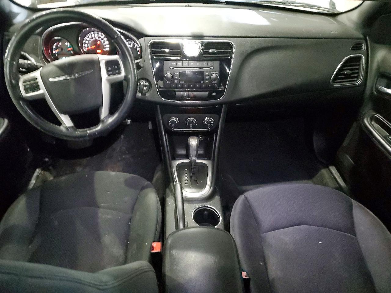 2012 CHRYSLER 200