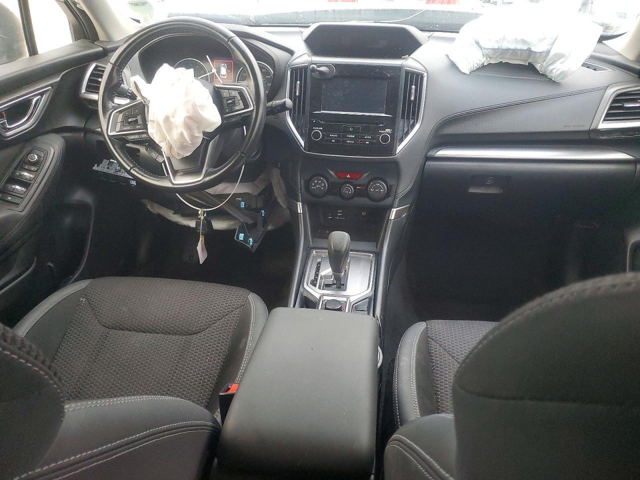 2019 SUBARU FORESTER