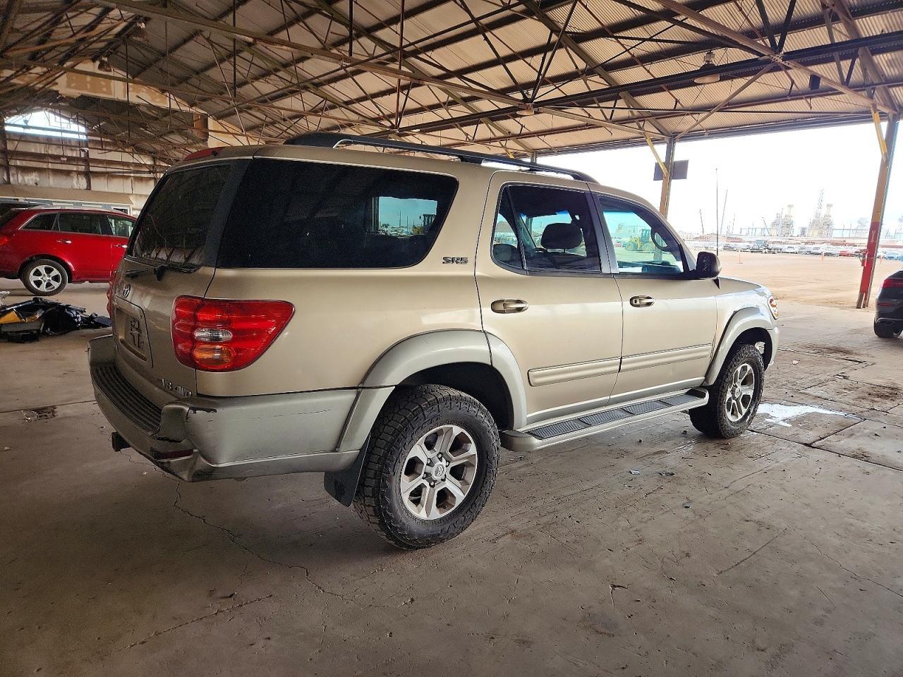 2002 TOYOTA Sequoia
