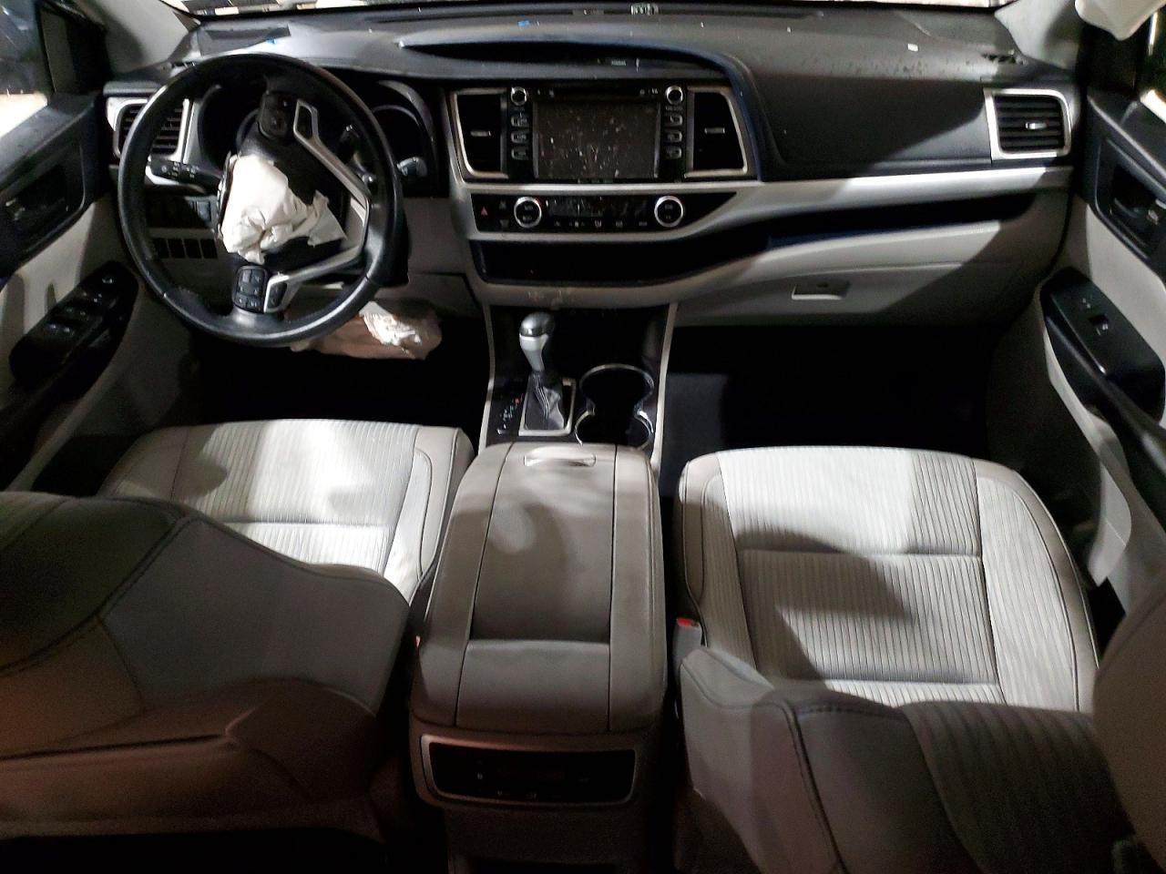 2018 TOYOTA HIGHLANDER