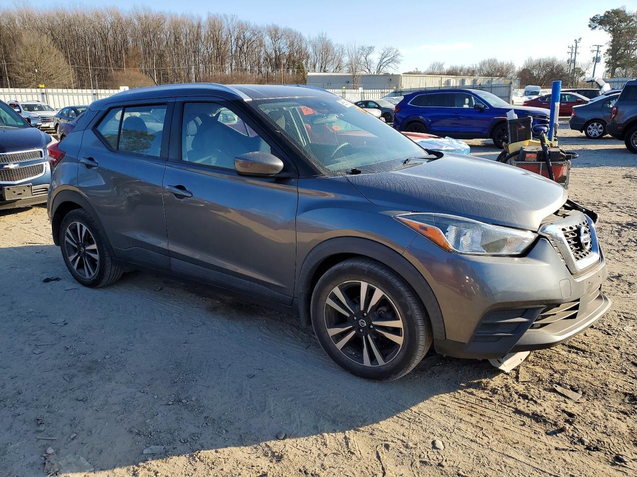 2020 NISSAN KICKS