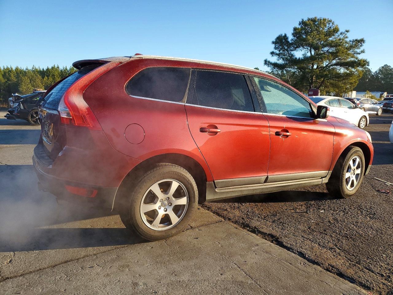 2011 VOLVO XC60