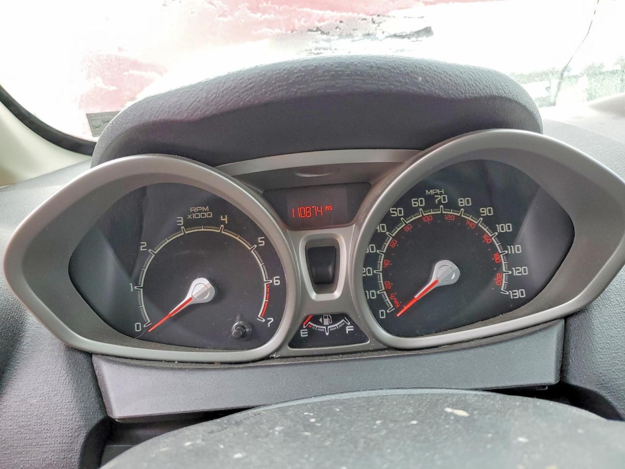 2012 FORD Fiesta