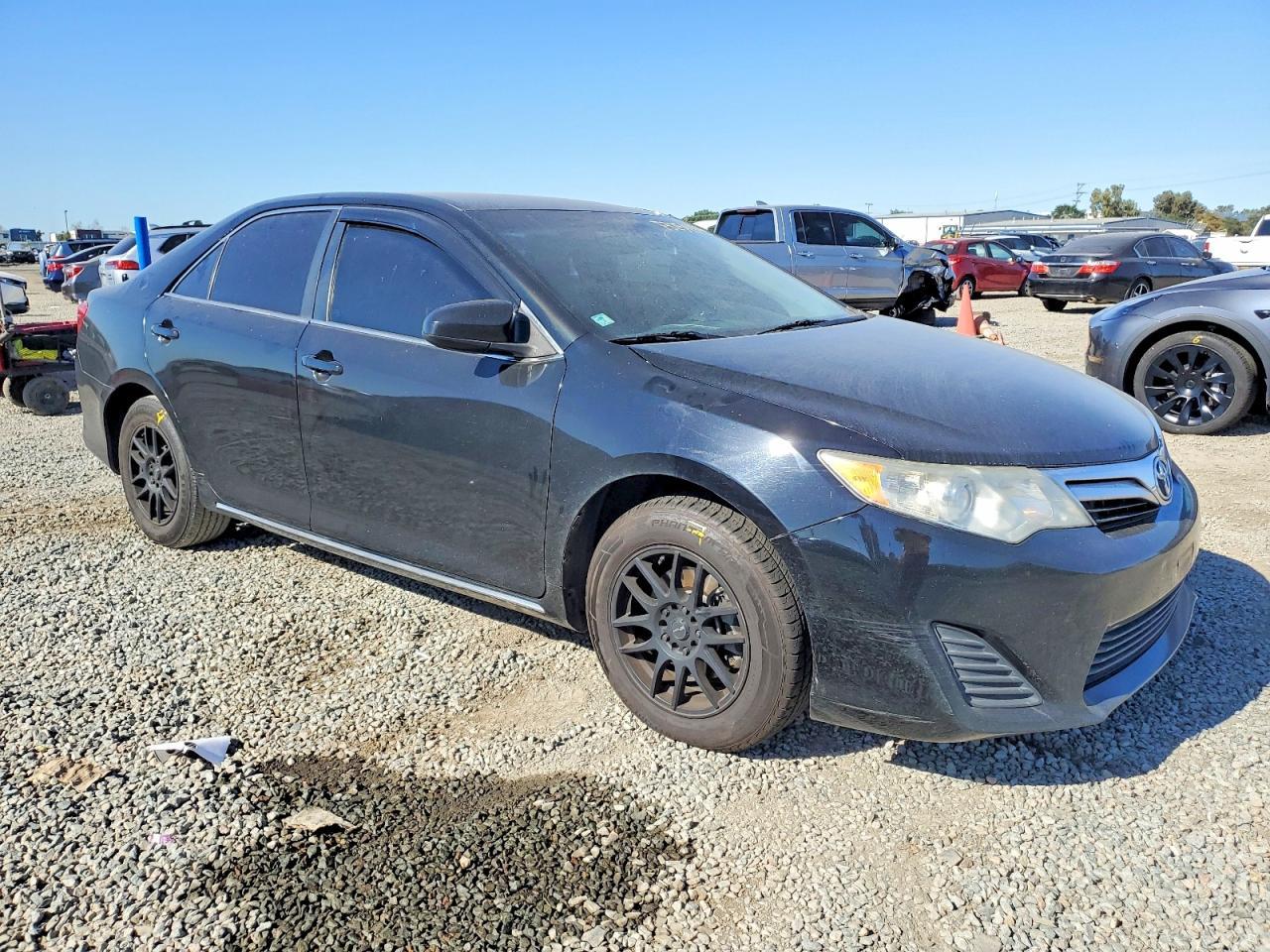 2012 TOYOTA CAMRY