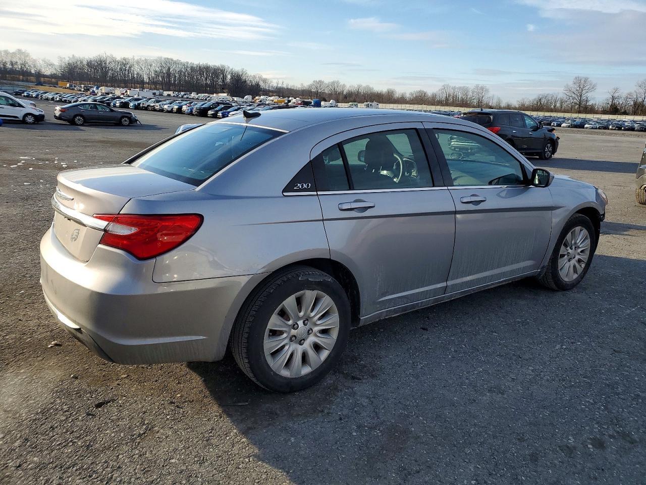 2014 CHRYSLER 200