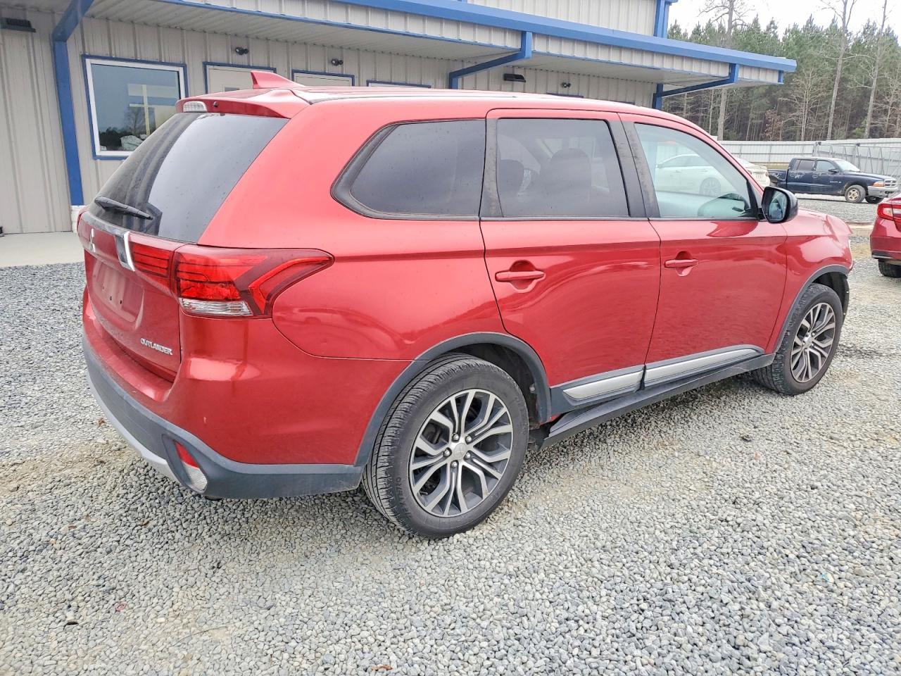 2018 MITSUBISHI outlander