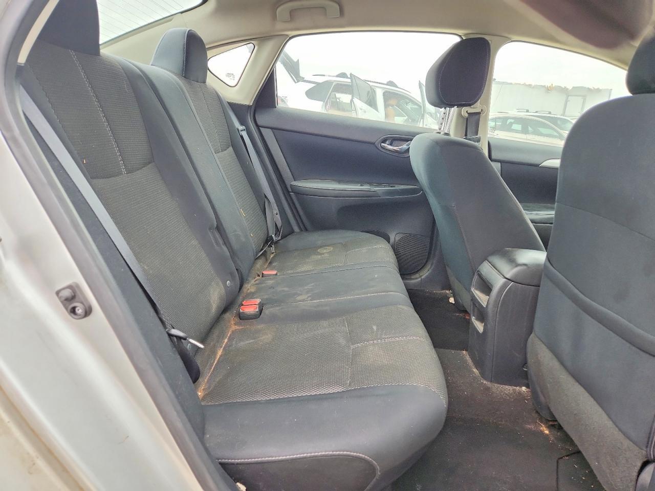 2016 NISSAN SENTRA
