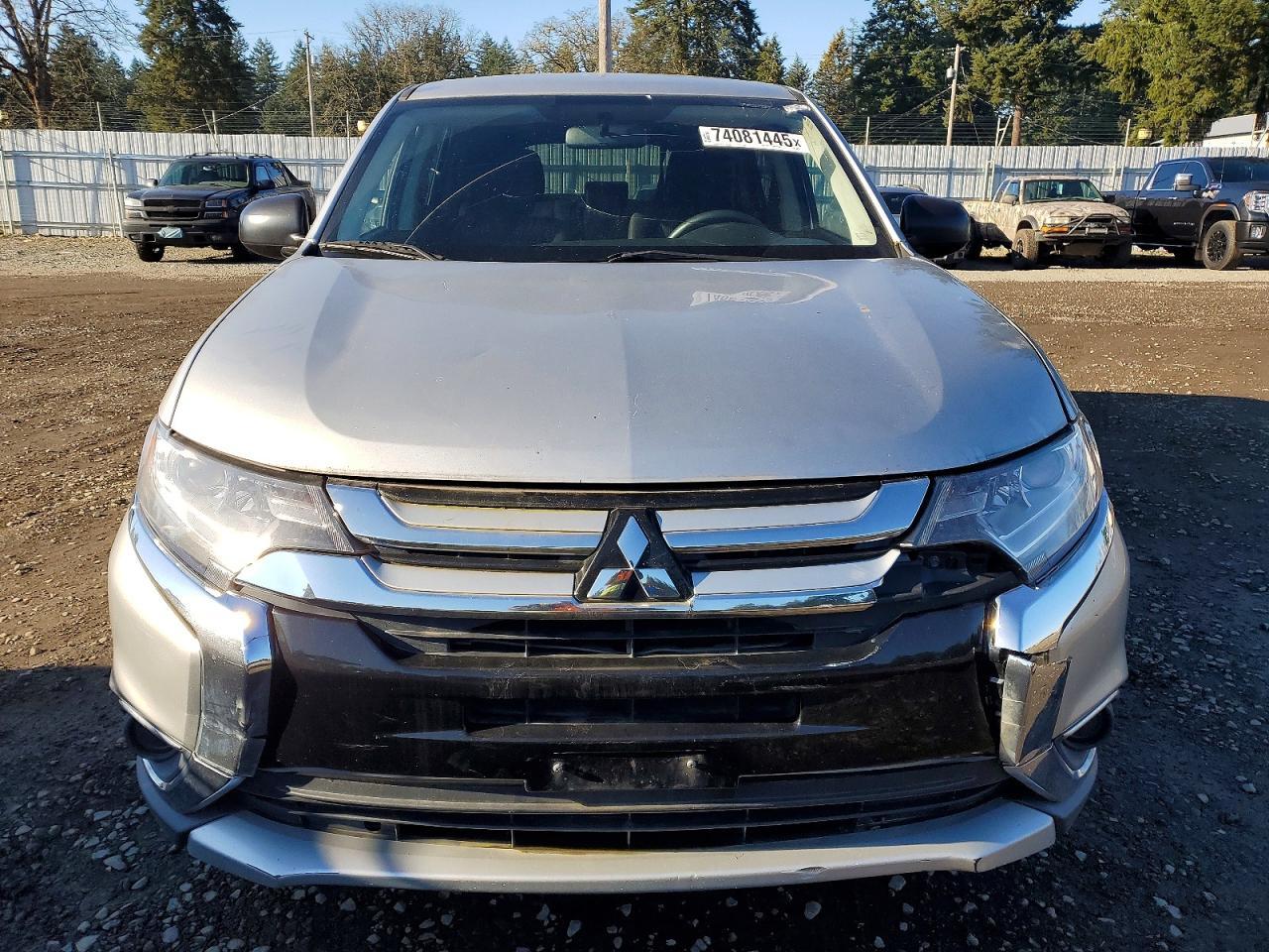 2018 MITSUBISHI outlander