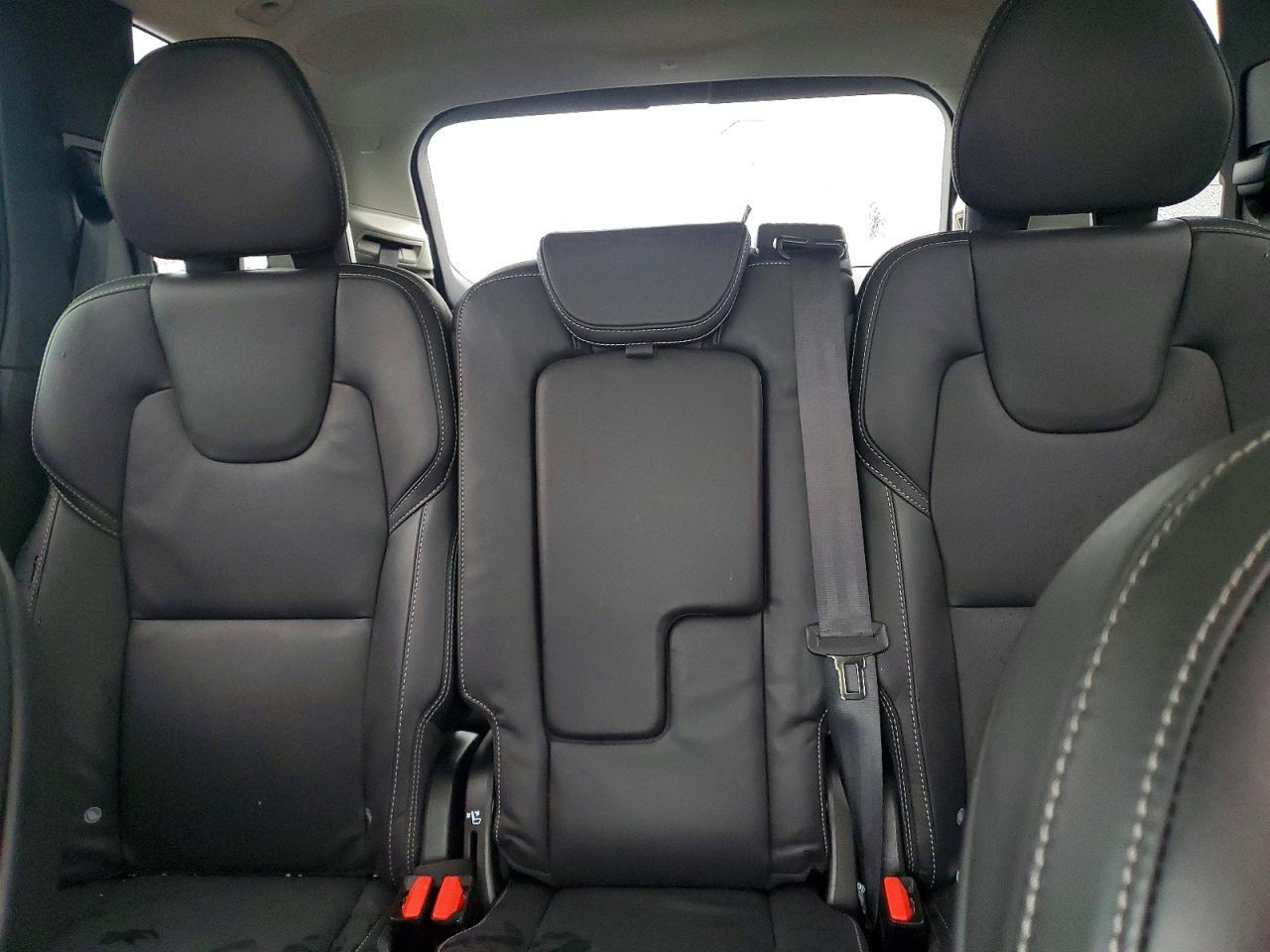 2024 VOLVO XC90
