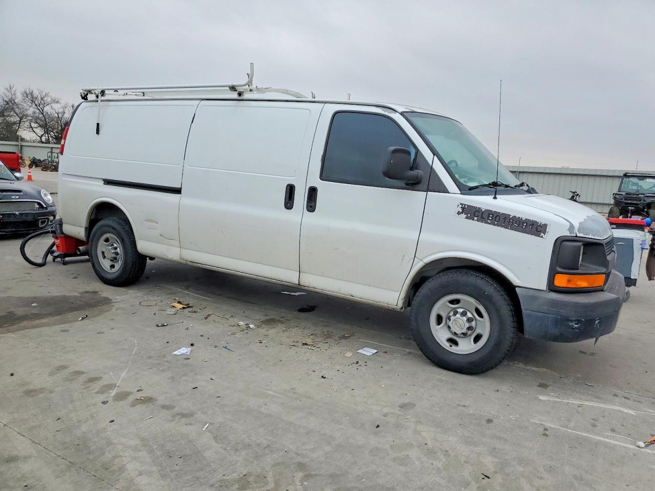 2013 CHEVROLET EXPRESS 2500