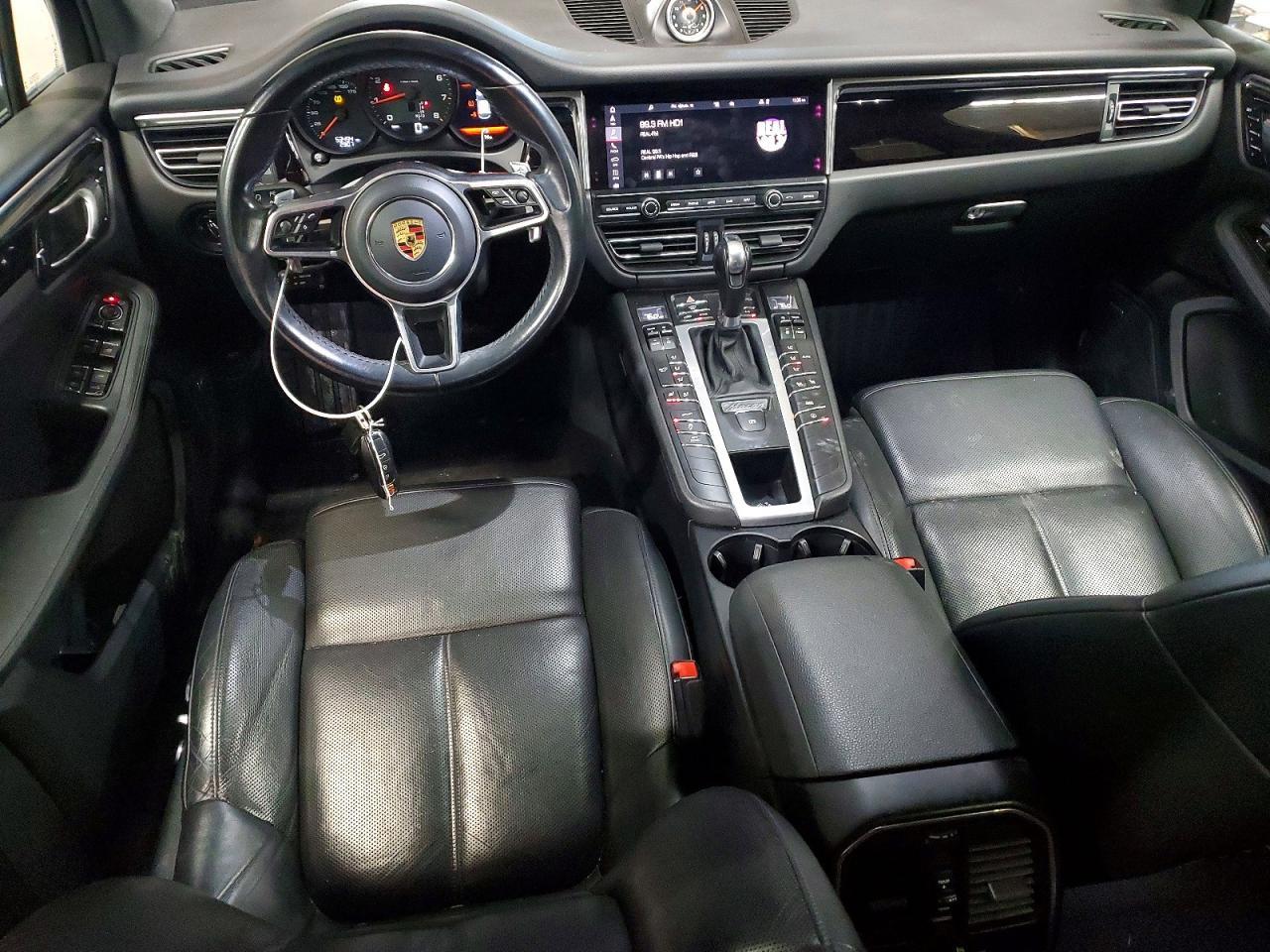 2021 PORSCHE Macan