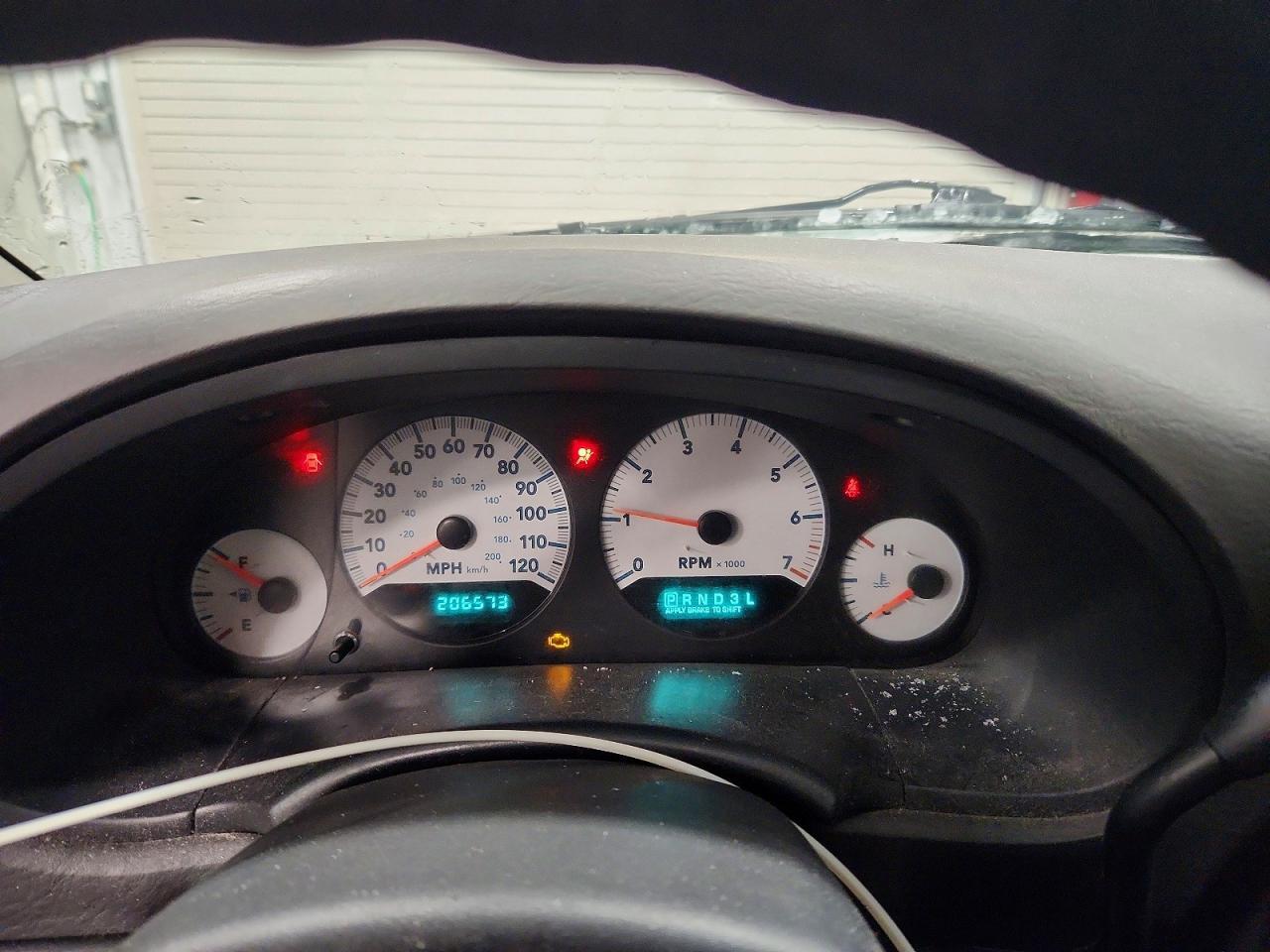 2005 DODGE CARAVAN