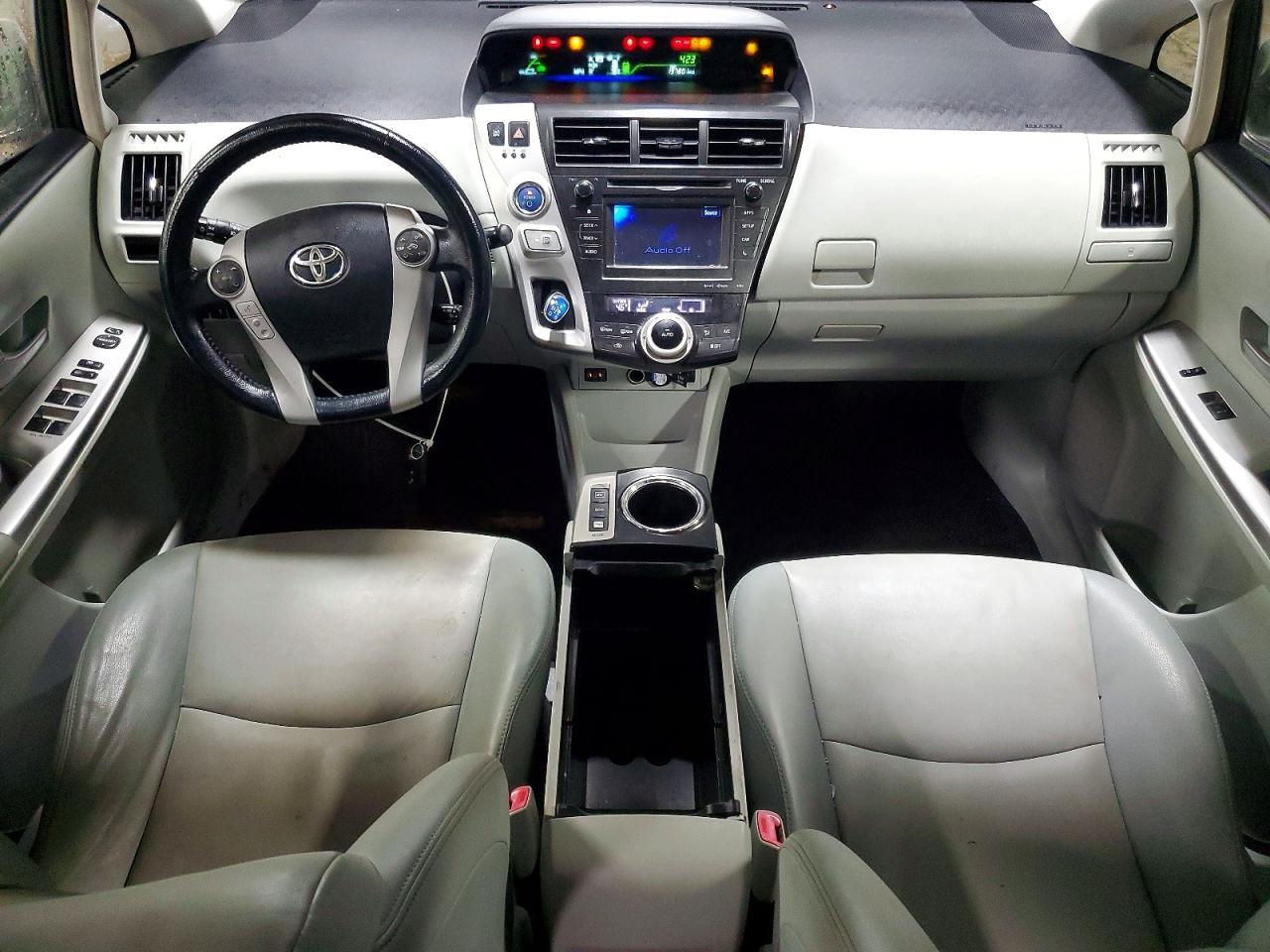 2014 TOYOTA PRIUS V