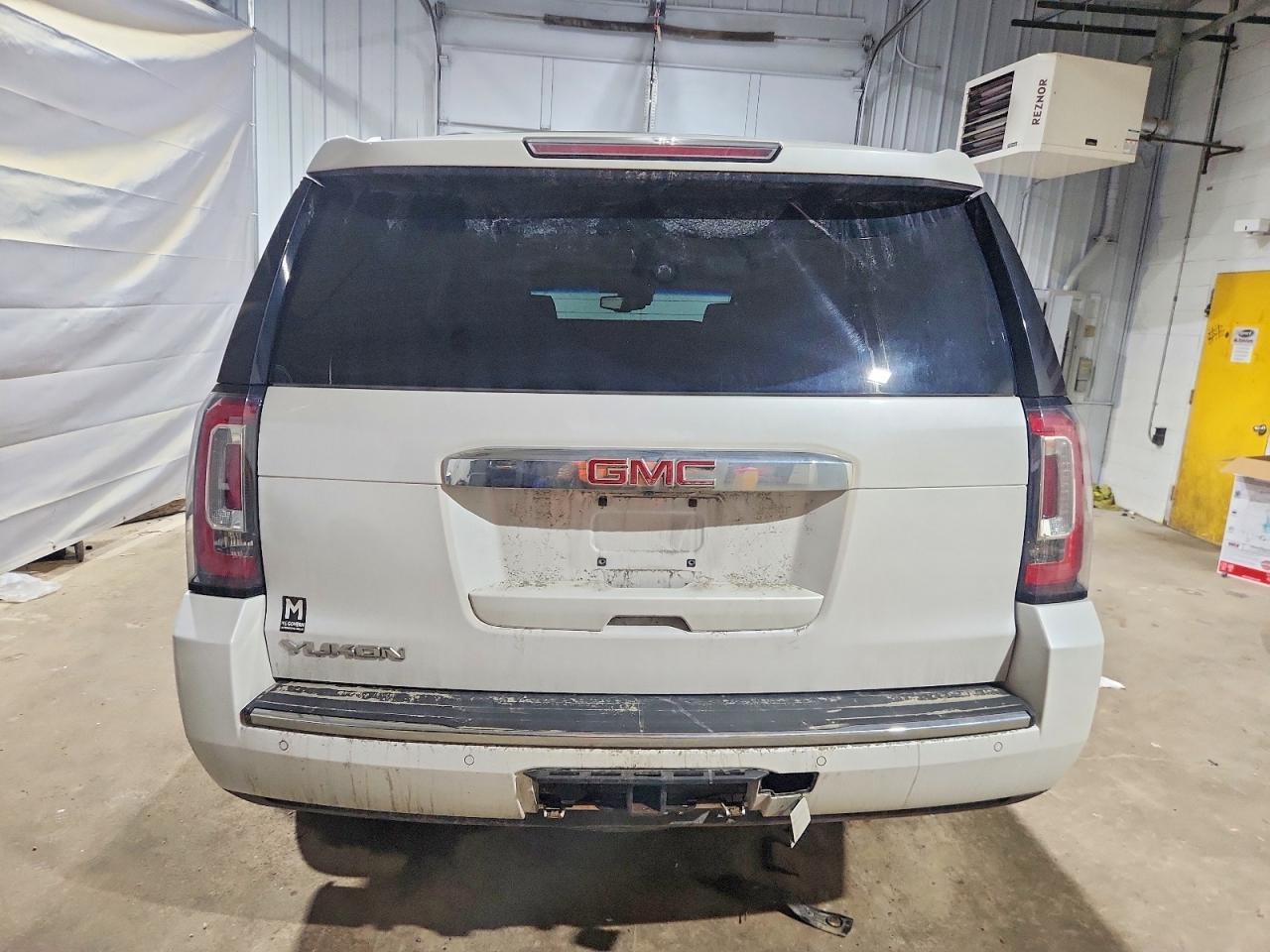 2016 GMC Yukon