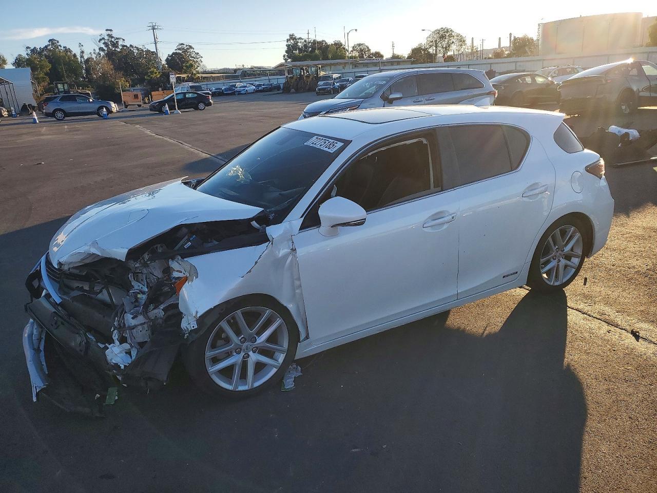 2014 LEXUS CT 200