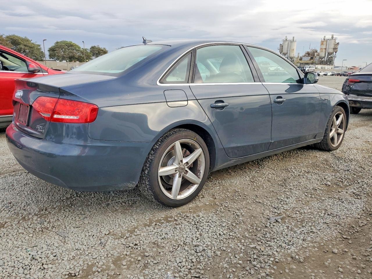 2010 AUDI A4
