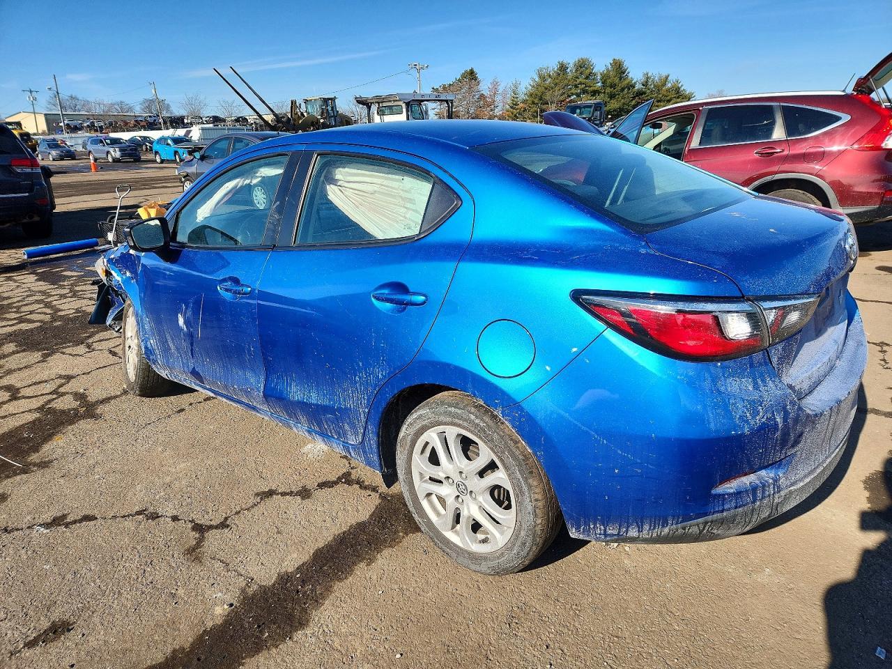 2017 TOYOTA YARIS