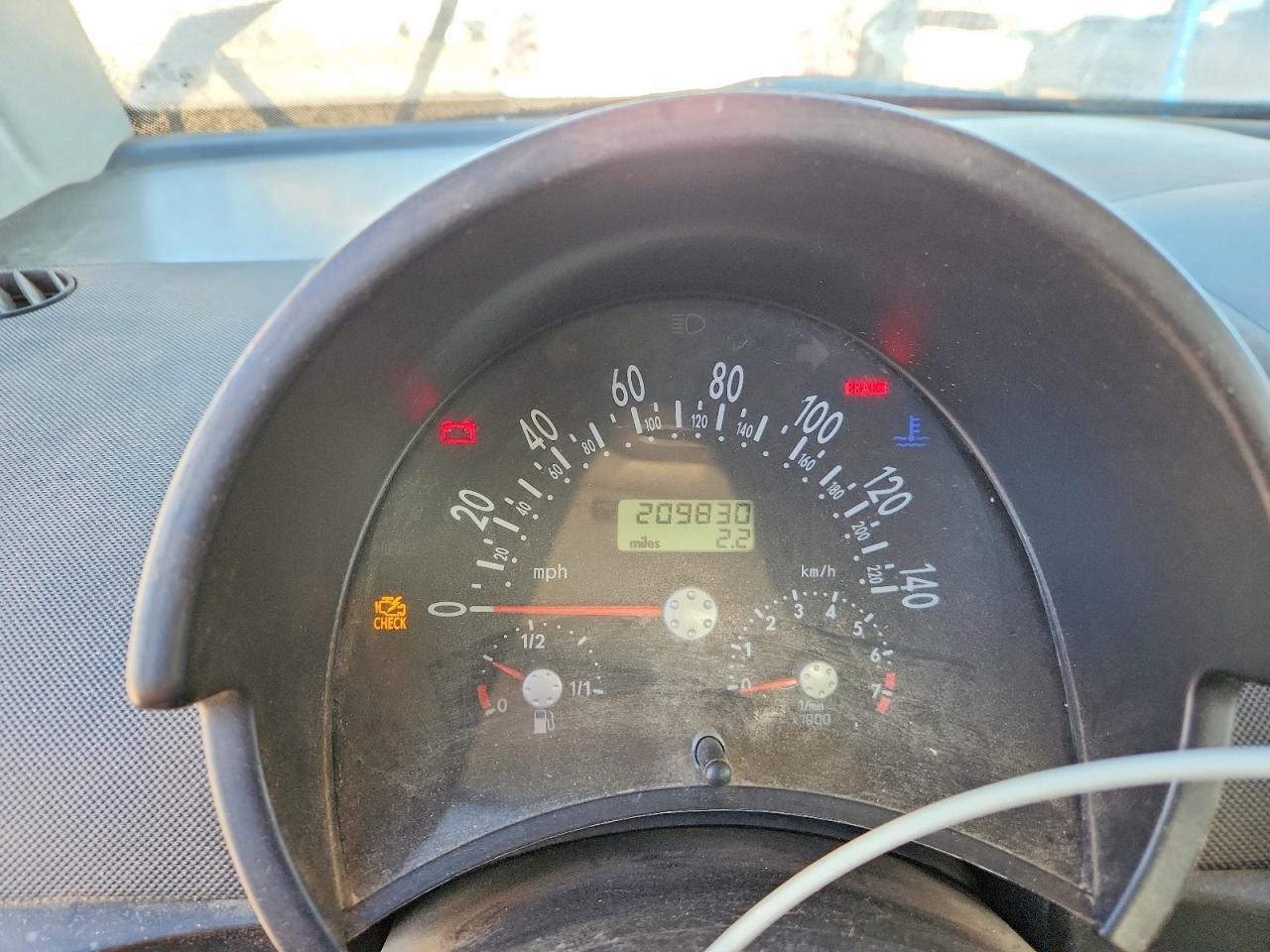 2000 VOLKSWAGEN Beetle