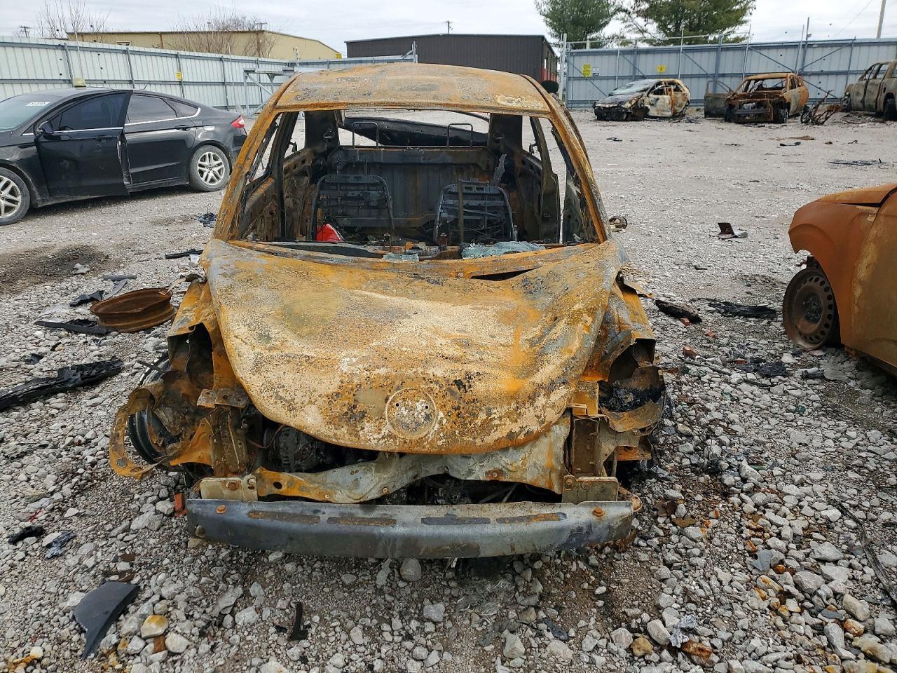 2003 VOLKSWAGEN Beetle