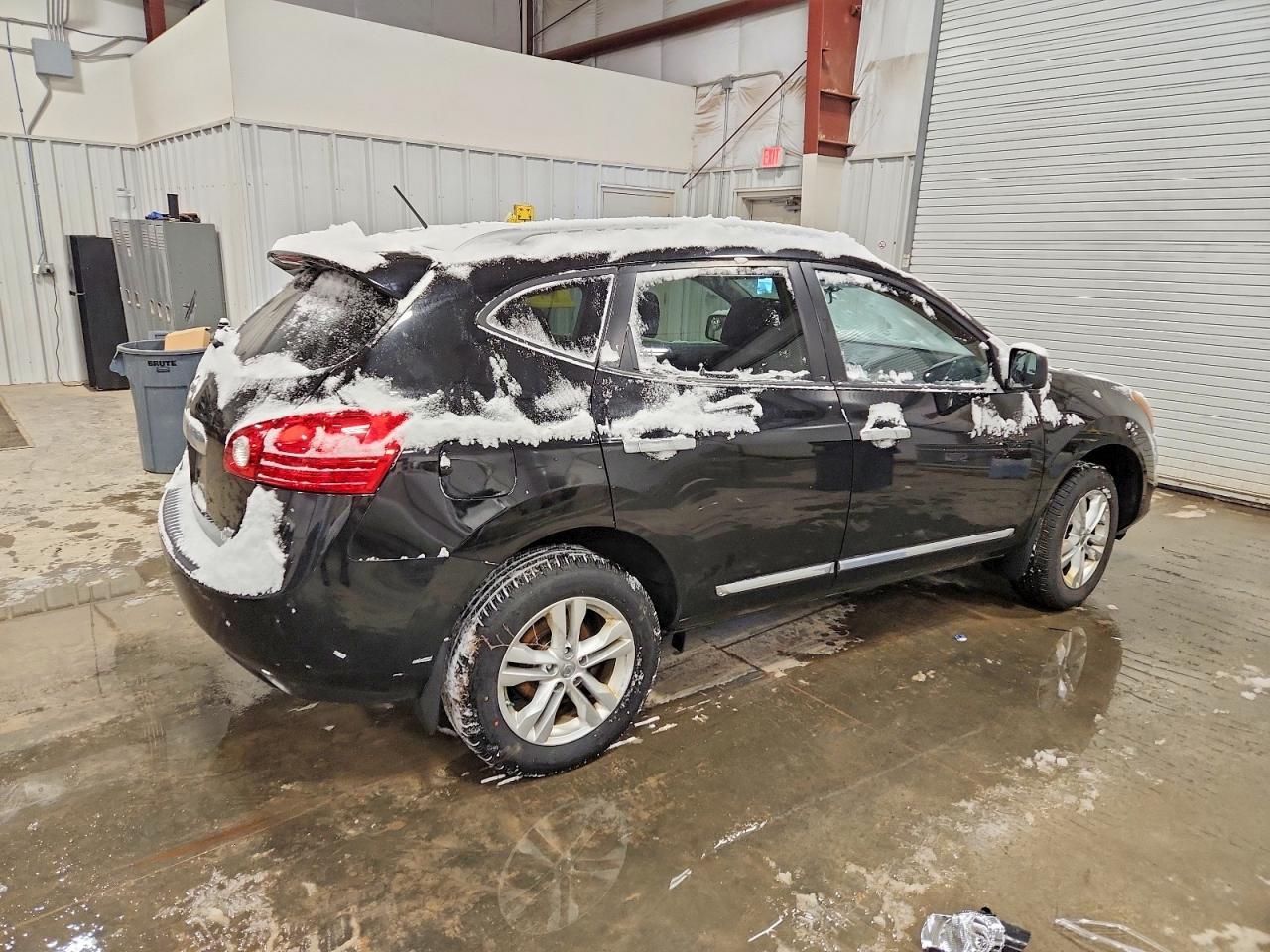 2015 NISSAN ROGUE