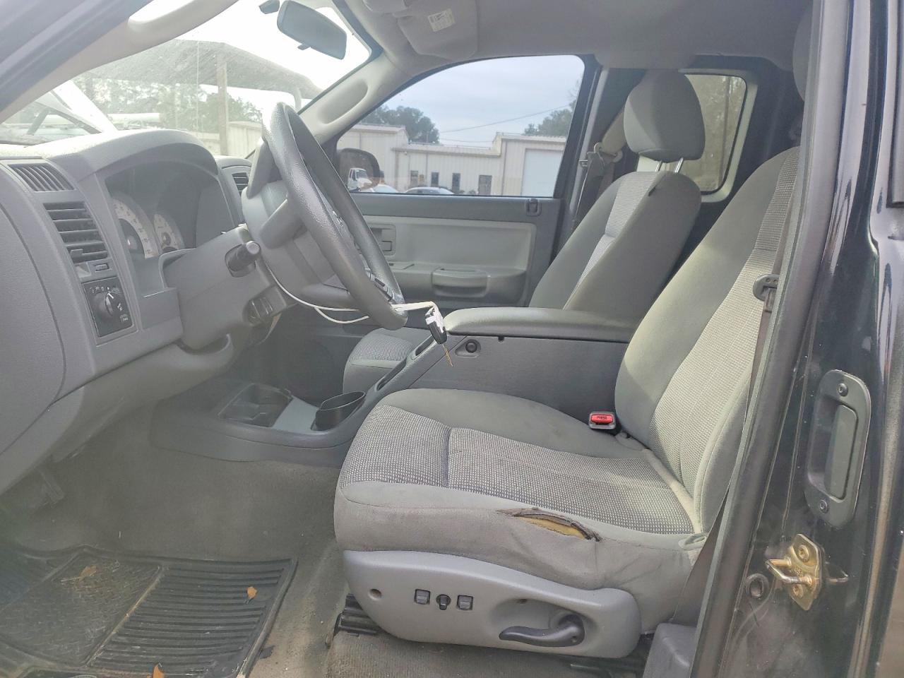 2007 DODGE Dakota