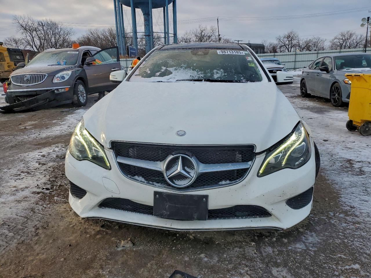 2016 MERCEDES-BENZ E-Class