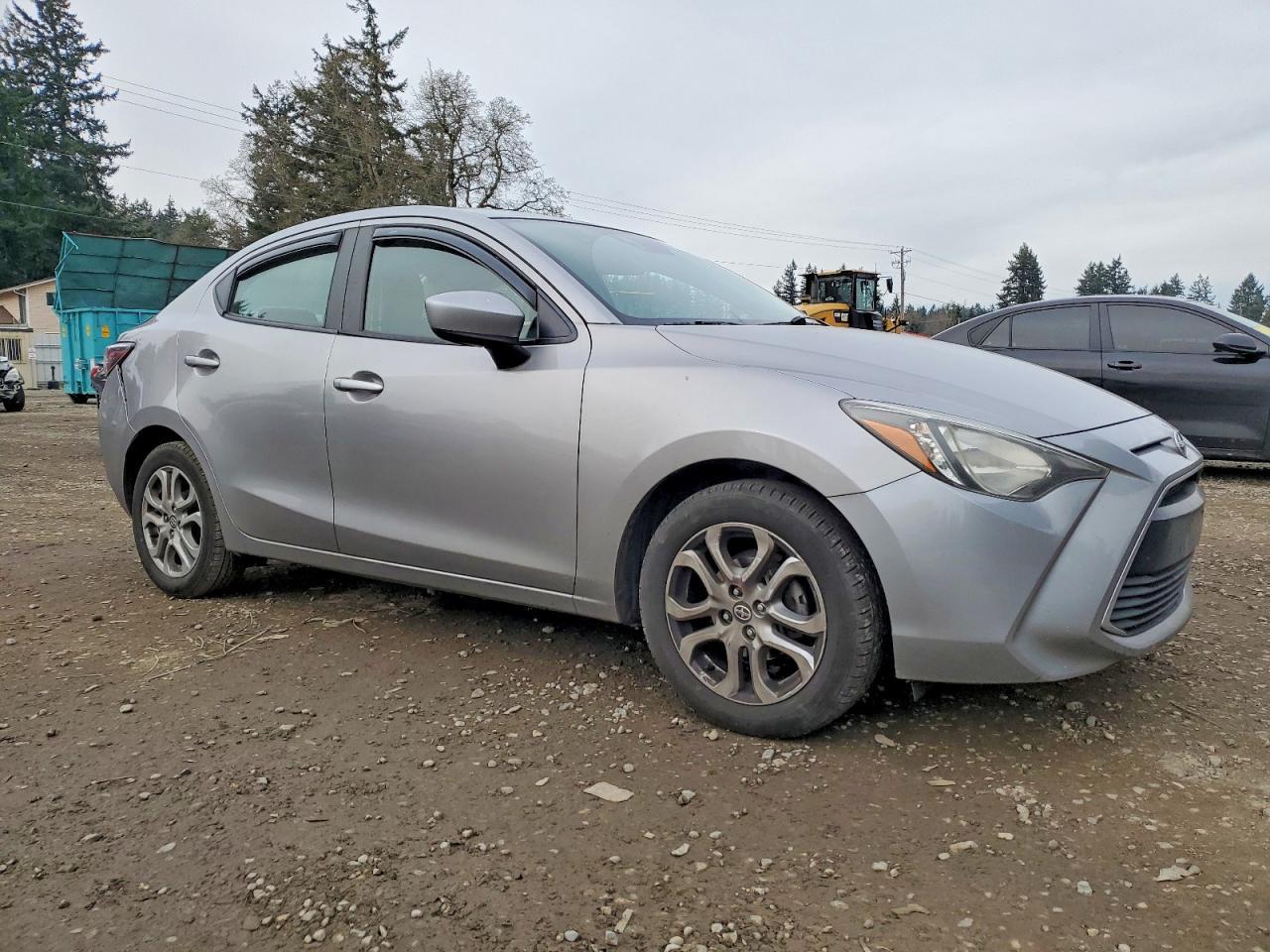 2016 TOYOTA SCION