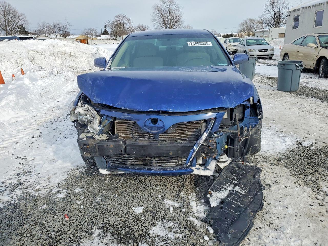 2011 TOYOTA CAMRY