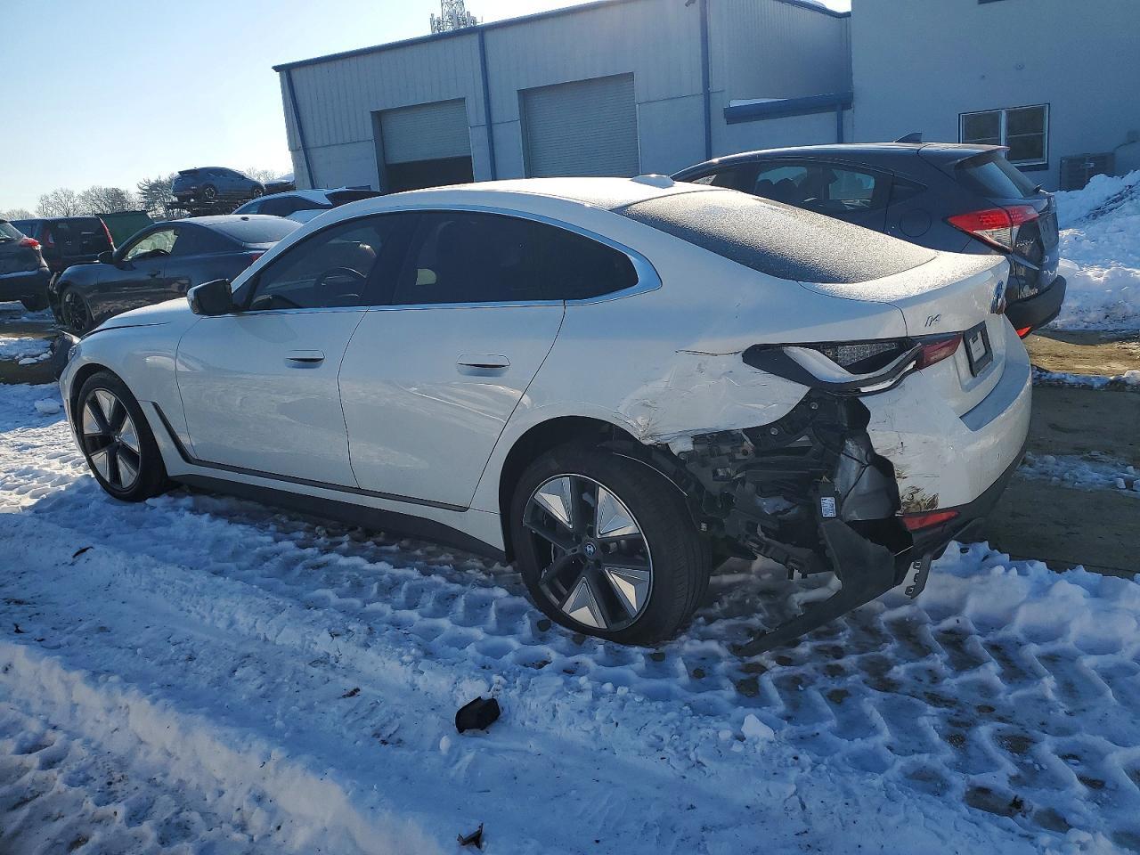 2024 BMW i4