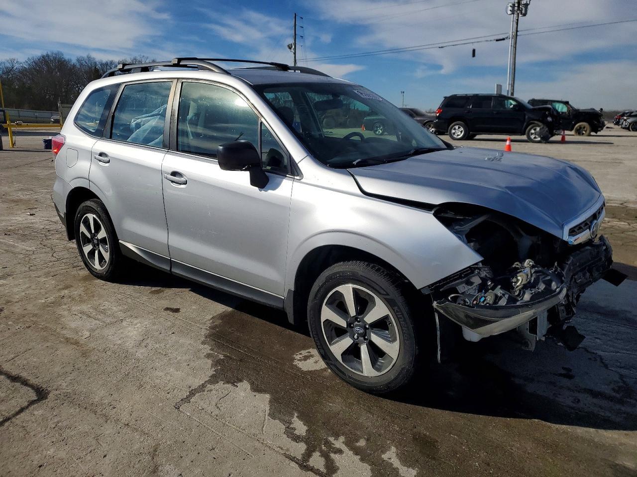 2018 SUBARU FORESTER