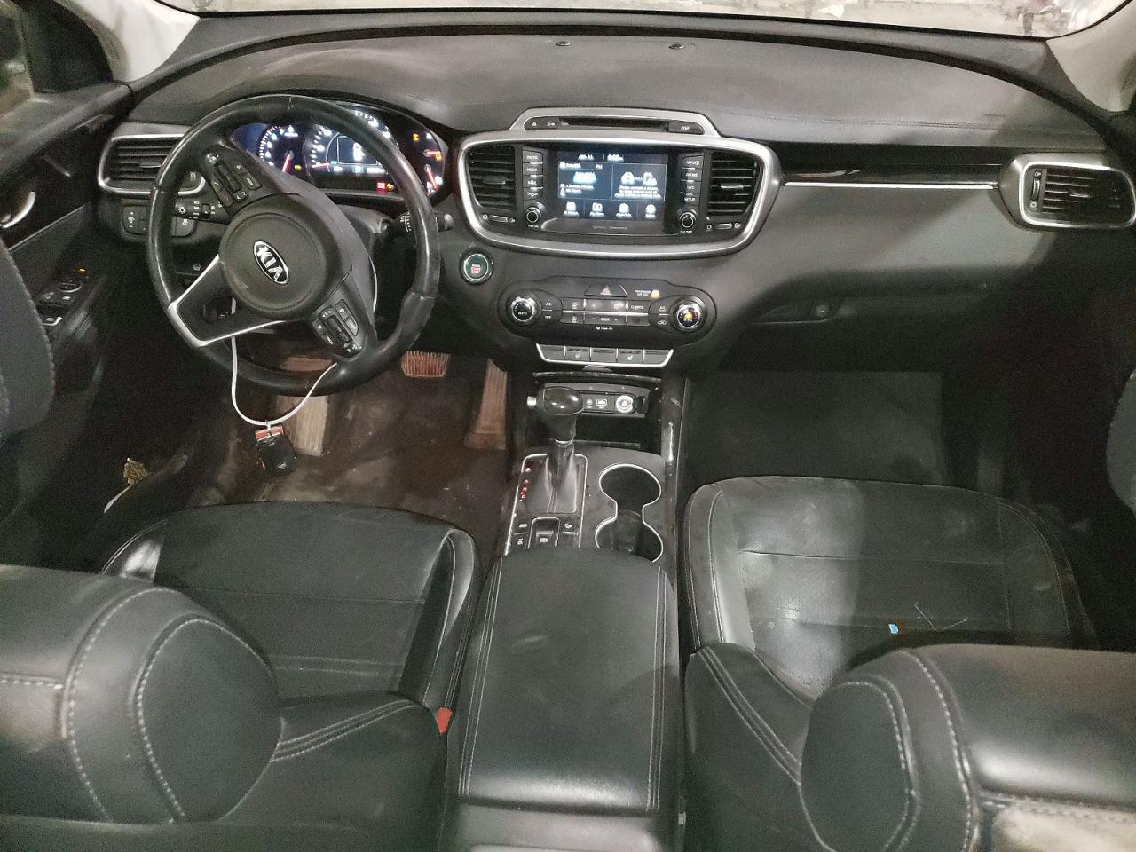 2017 KIA SORENTO