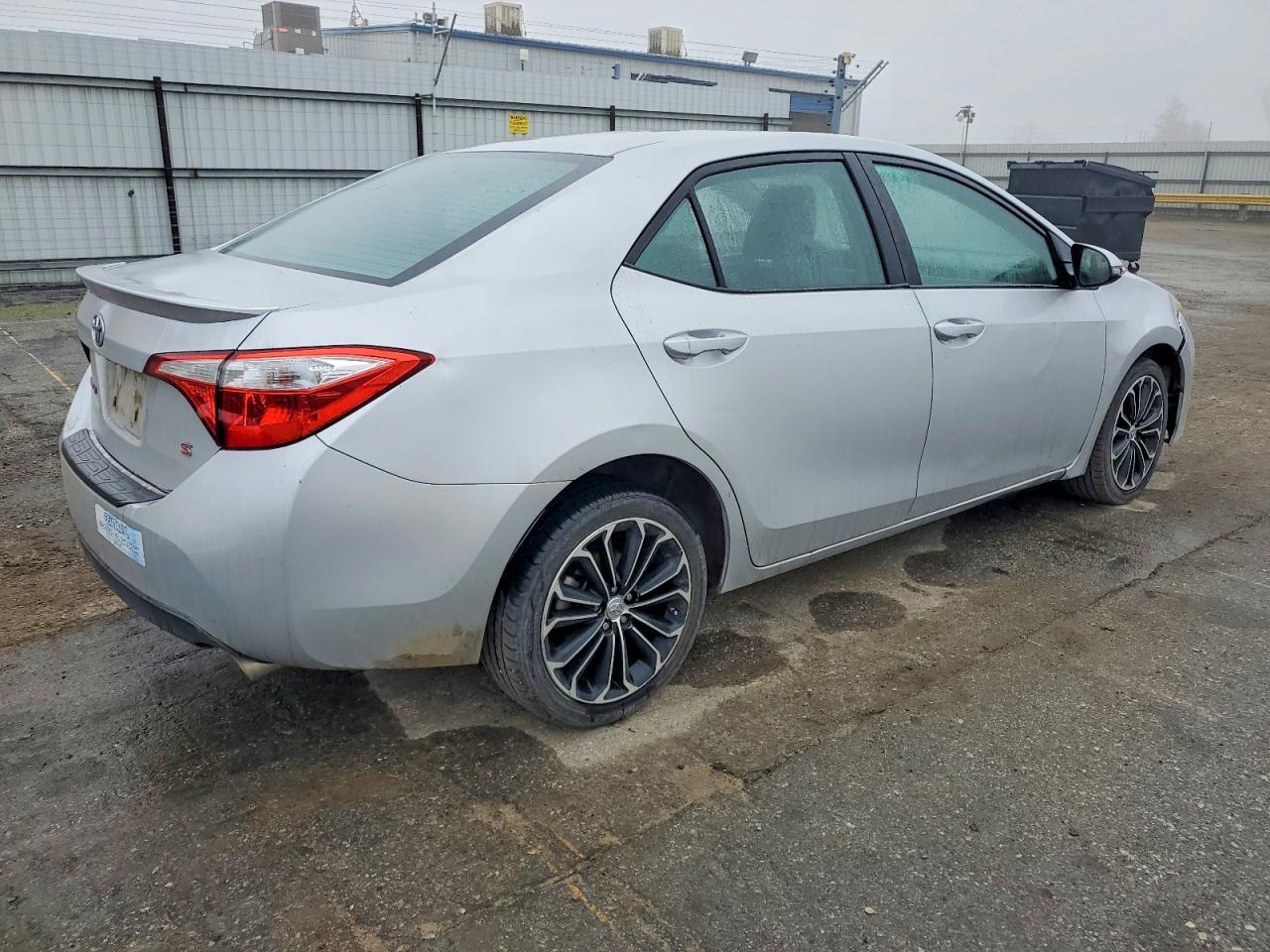 2016 TOYOTA COROLLA