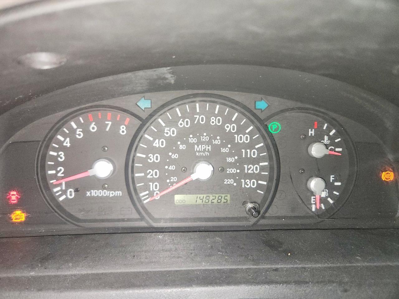 2004 KIA SORENTO