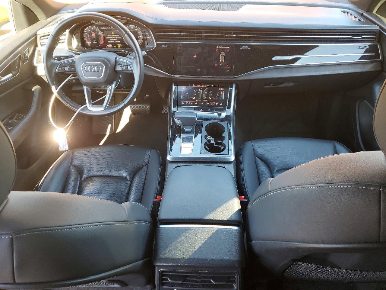 2019 AUDI Q8