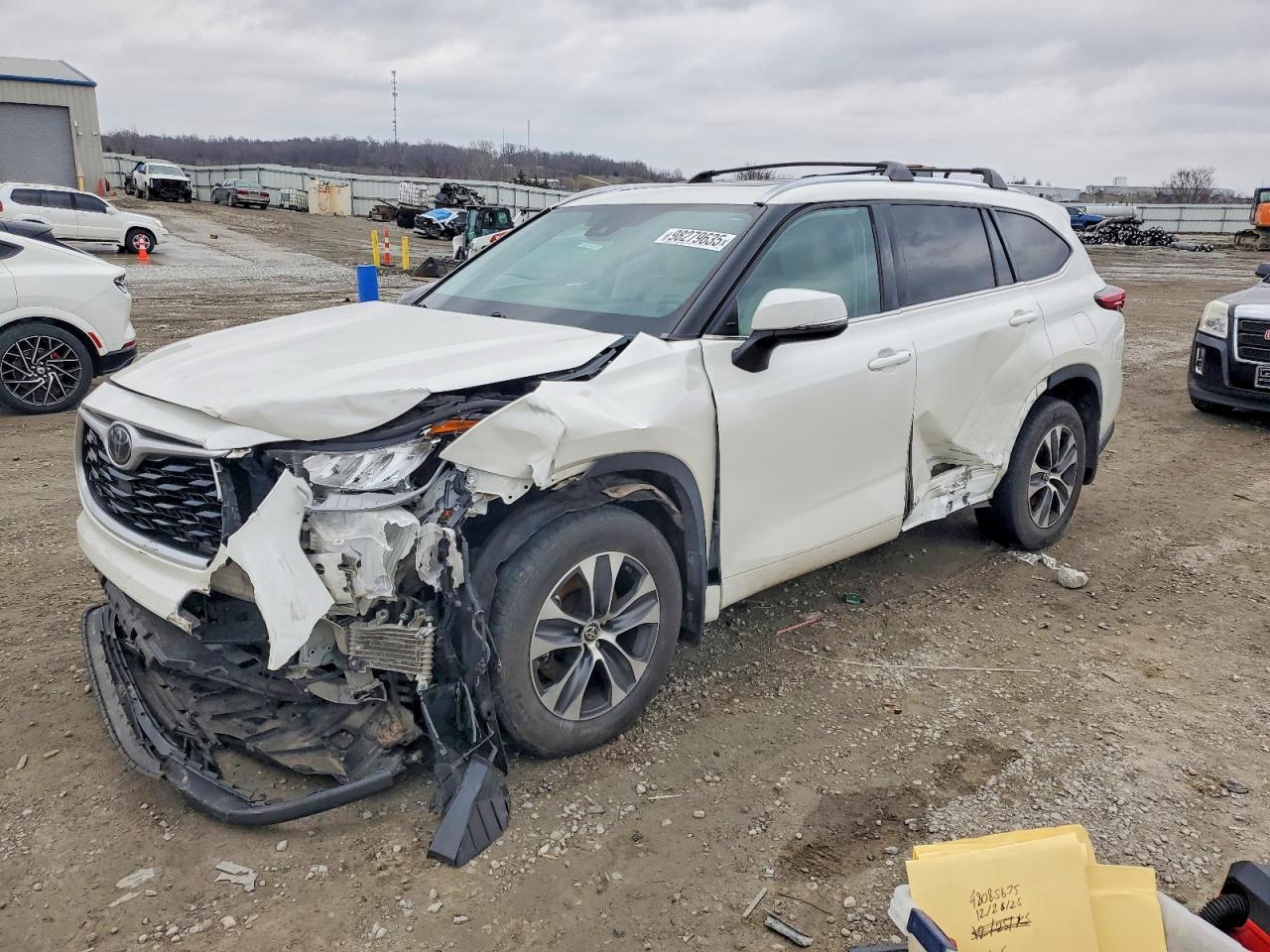 2020 TOYOTA HIGHLANDER