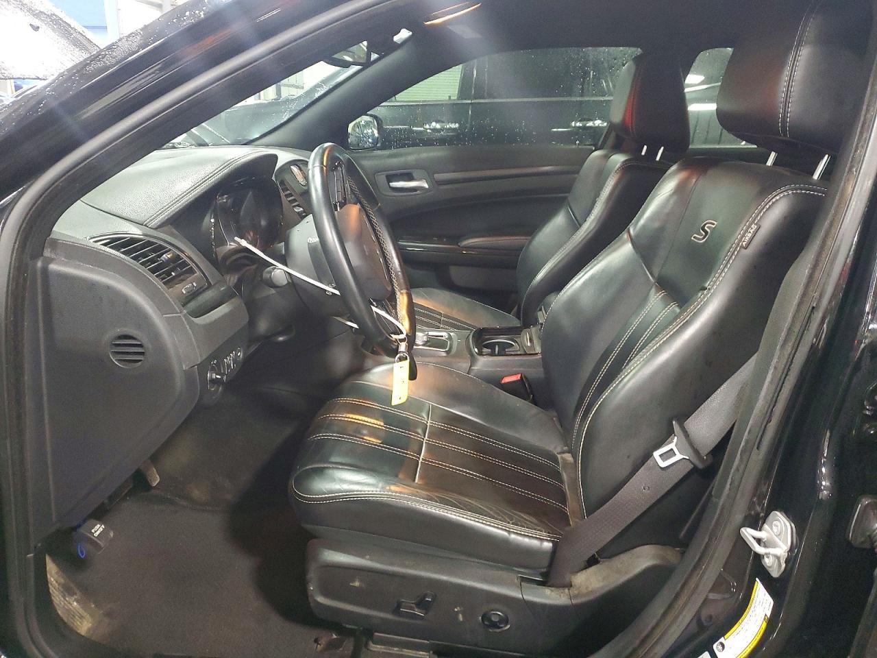 2016 CHRYSLER 300