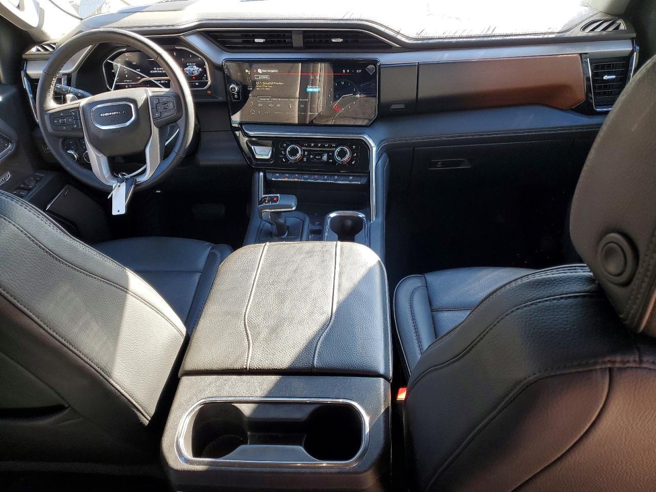 2024 GMC Sierra