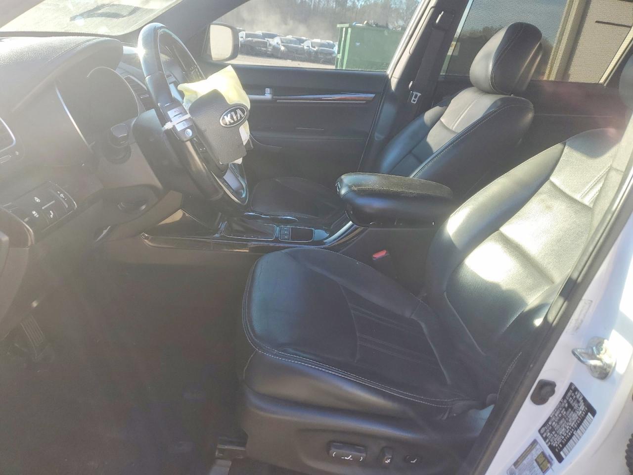 2015 KIA SORENTO