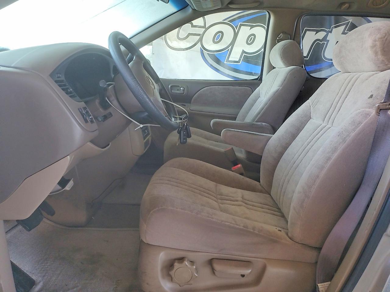 2002 TOYOTA SIENNA